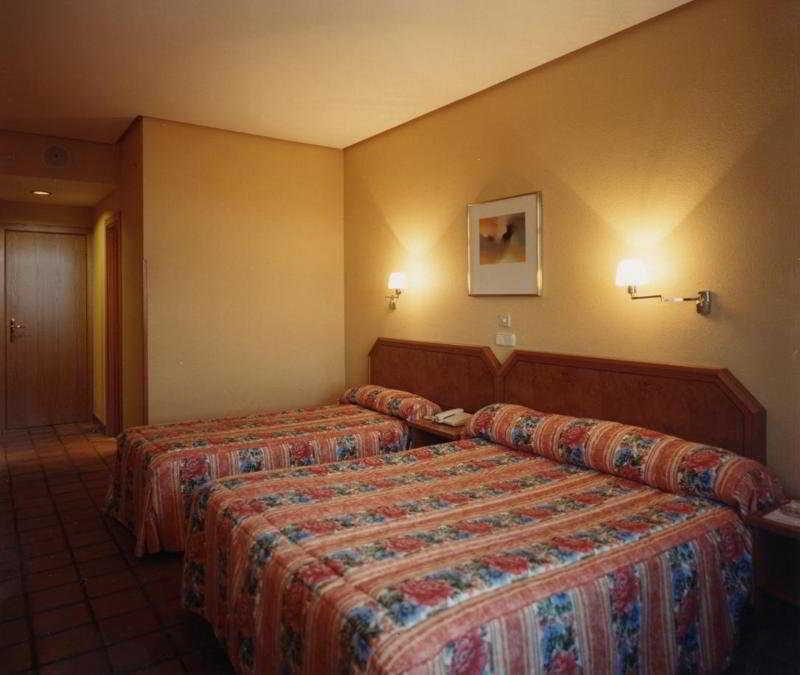 As Hoteles Altube Zuia Exteriér fotografie